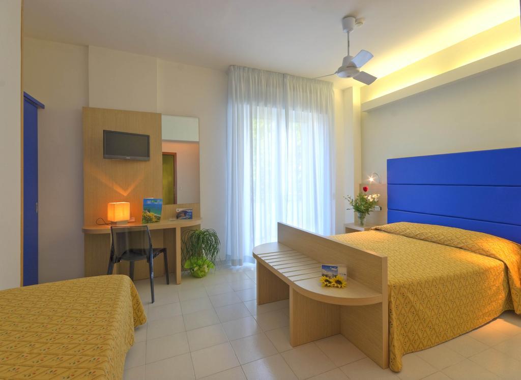 Hotel Kon Tiki Numana Cameră foto