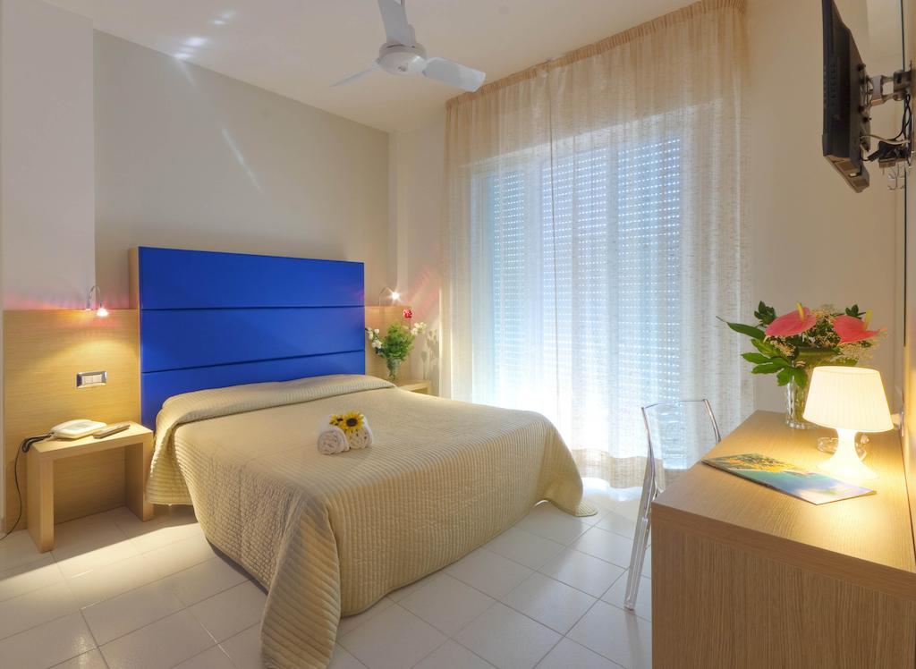Hotel Kon Tiki Numana Cameră foto